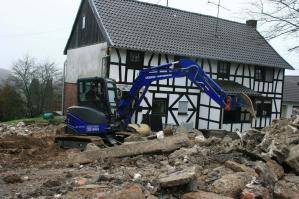 Bagger Einsatz von Raupenbagger RB 510 K von BEYER-Mietservice