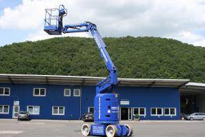 Elektro-Gelenkteleskopbühnen für Ihre Einsätze zur Miete