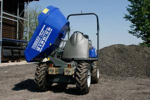 BEYER Dumper mit kippbarer Mulde mieten