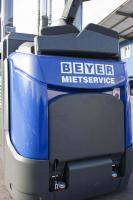 Fahrerplattform von Elektro-Hubwagen aus der BEYER-Vermietung