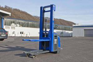 Elektro-Hubwagen mit 1,6 t Tragkraft von BEYER-Mietservice