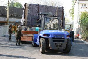 Schwerlast-Gabelstapler aus der Vermietung mit 16 t Tragkraft