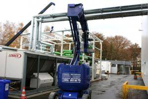 15 m Gelenkteleskopbühne von BEYER-Mietservice im Baustelleneinsatz