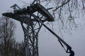 26 m Diesel-Gelenkteleskopbühne beim Höheneinsatz