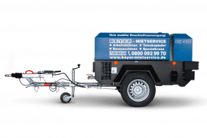 4,1 m³ Kompressor auf Anhängerfahrgestell aus Seitenperspektive