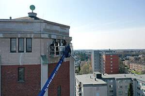 Höheneinsatz an denkmalgeschütztem Wasserturm in Düsseldorf