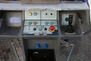 Korbsteuerung von 15 m Anhänger-Arbeitsbühne aus der Vermietung