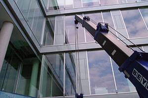 Detailaufnahme auf ausgefahrenen Teleskoparm von Minikran MC 55.1