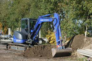 5,1 t Raupenbagger aus der BEYER-Vermietung im Einsatz