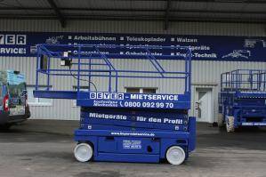 12 m Scherenbühne mit Plattformerweiterung zur Miete