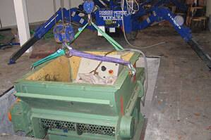 Kranarbeiten mit Minikranen aus der BEYER-Vermietung