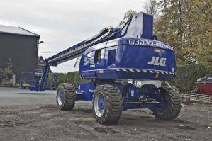 28 m Teleskopbühne von JLG
