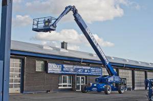 48 m Teleskopbühne auf BEYER-Firmengelände