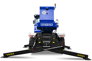 Heckansicht von drehbarem Telelader TSR 2660 aus dem Verleih