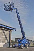 Ausgefahrene Teleskopbühne von BEYER-Mietservice 22 m Arbeitshöhe
