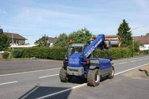 Beladener Teleskopstapler TSS 625 von BEYER im Einsatz