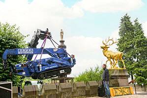 Teleskoplader TSS 1840 bei Einsatz an Schloss Drachenburg in Königswinter