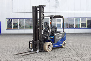 Verkaufs-Stapler von Manitou mit 3 t Tragkraft und 6 m Hubhöhe